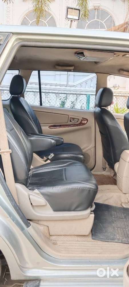 Toyota Innova 2.5 V 7 Str, 2008, Diesel