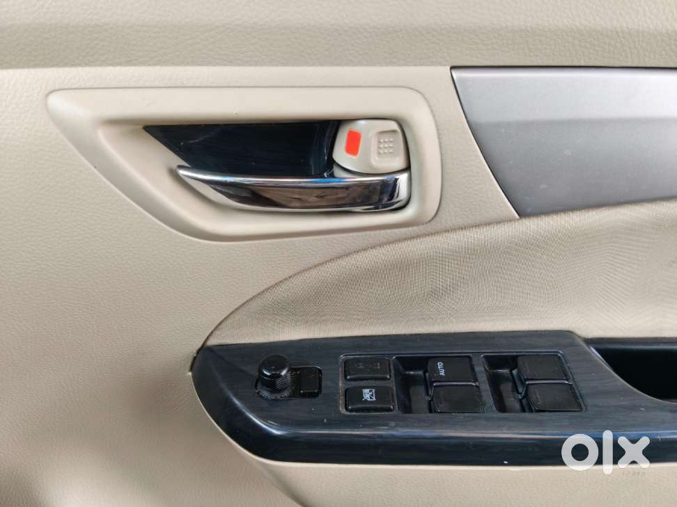 Maruti Suzuki Ertiga Zxi Plus , 2017, Petrol