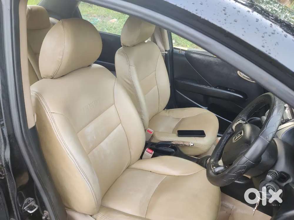Honda City 25 Km/kg Mileage