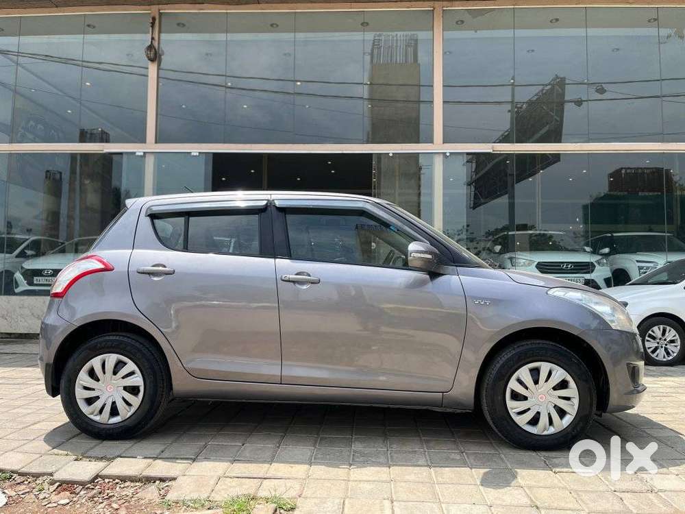 Maruti Suzuki Swift Vxi, 2012, Petrol