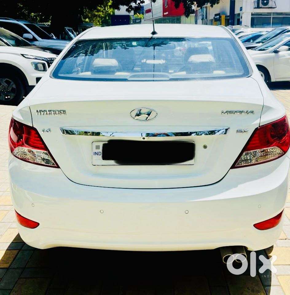 Hyundai Fluidic Verna 1.6 Vtvt Sx, 2013, Petrol