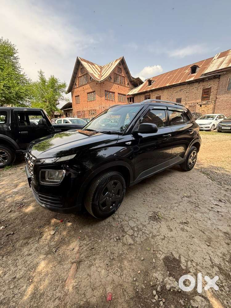 Hyundai Venue E 1.2 Petrol, 2024, Petrol
