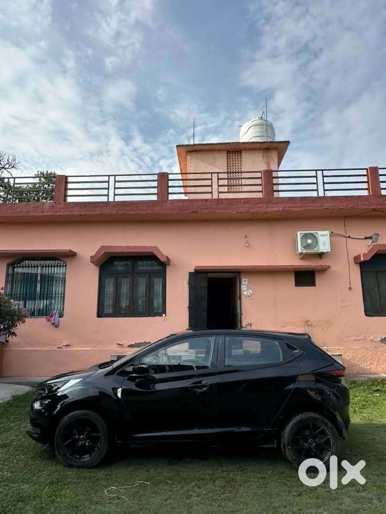 Tata Altroz Petrol 2022