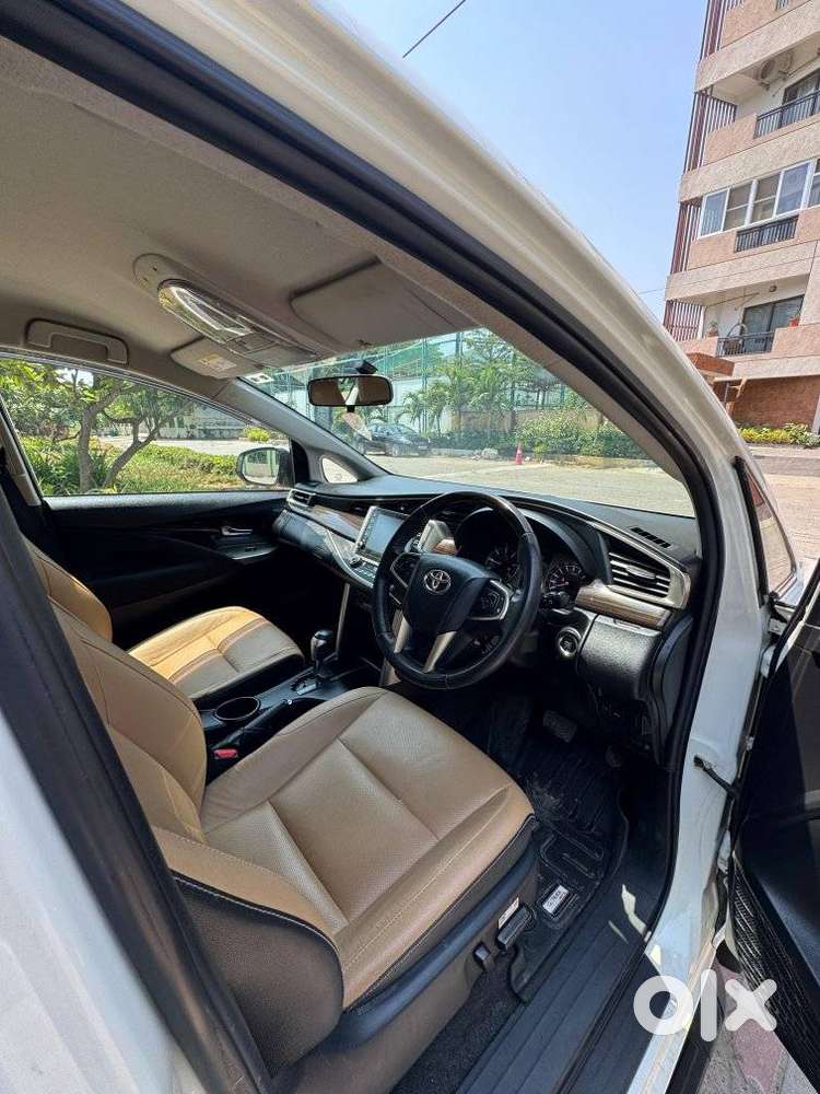 Toyota Innova Crysta [2020-ongoing] 2.4 Zx At 7 Str, 2022, Diesel