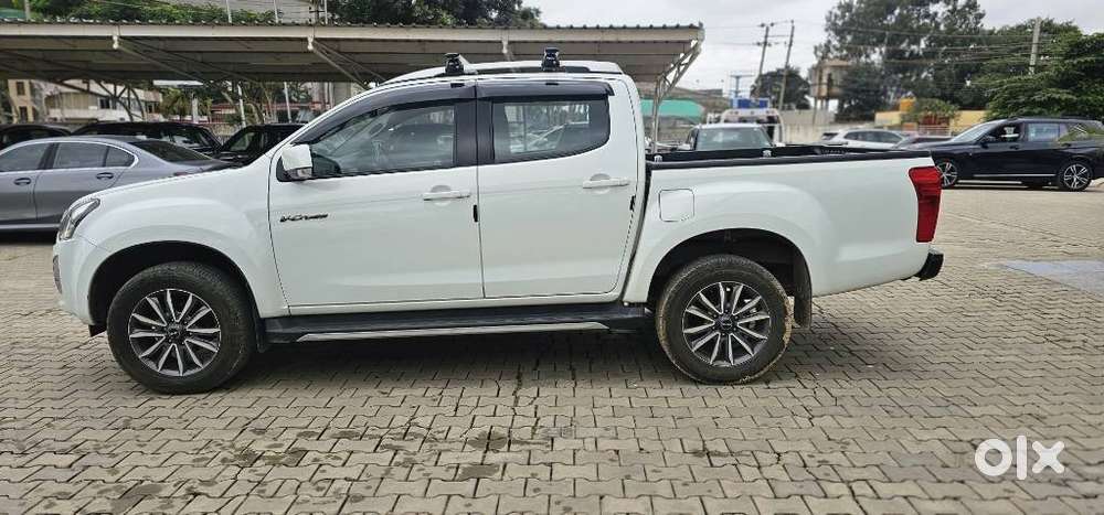 Isuzu V-cross Z Prestige 4x4 At, 2022, Diesel
