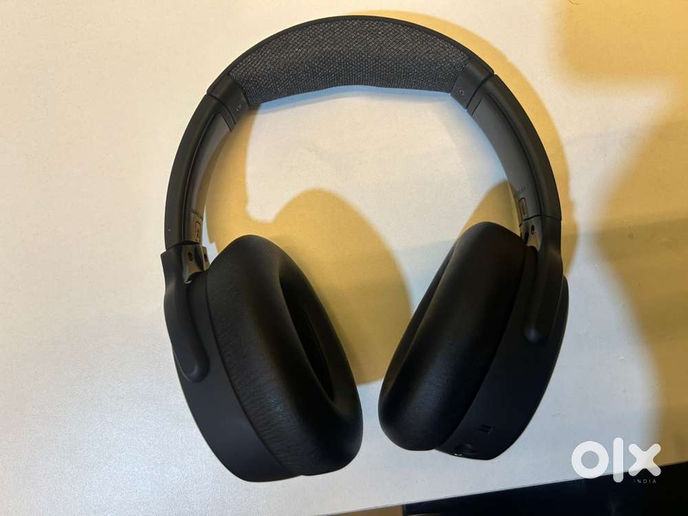 Skullcandy Crusher ANC 2 | Almost New | With Bill and Warranty