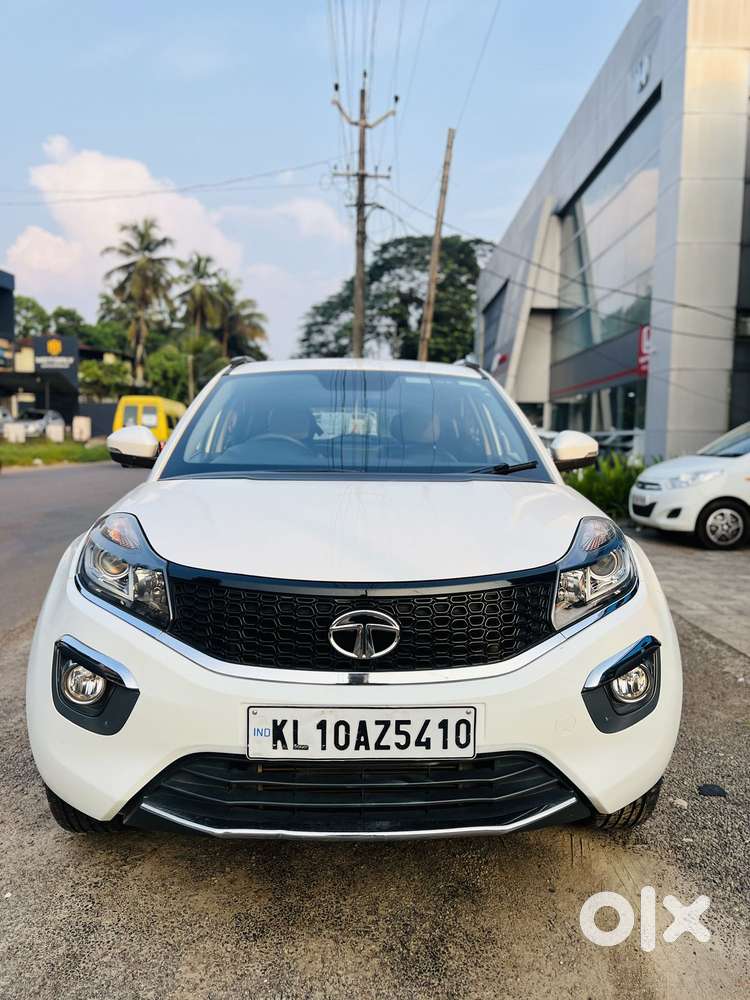 Tata Nexon 1.2 Revotron Xz Plus, 2017, Petrol
