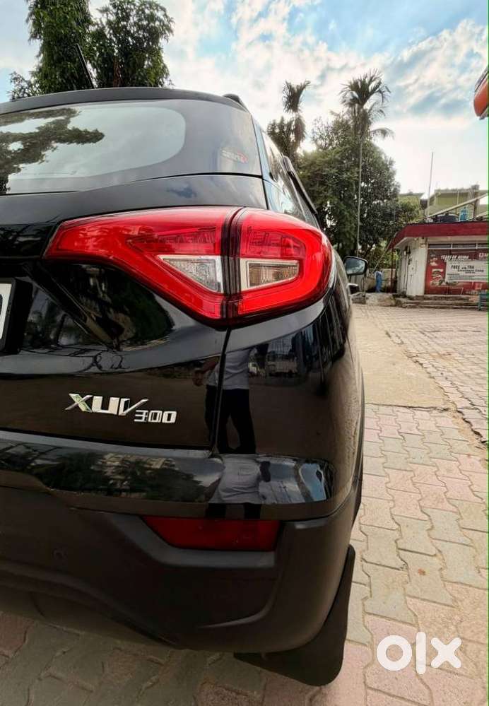 Mahindra Xuv300 W6, 2023, Petrol
