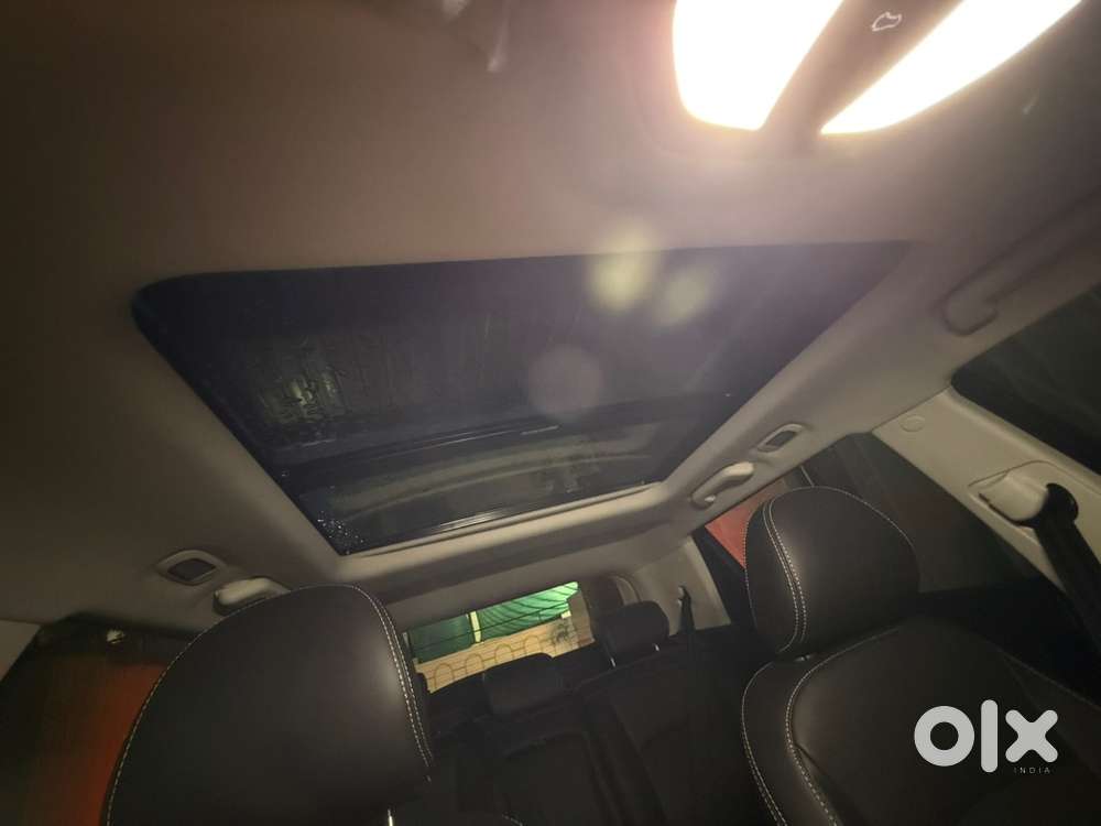 Mahindra Xuv 3xo Revx A (automatic) 2026