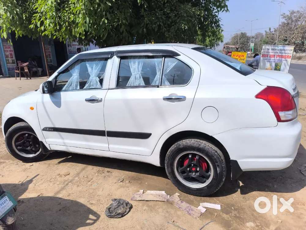 Swift Dzire 2015model Badaun Trancfer Third Owner