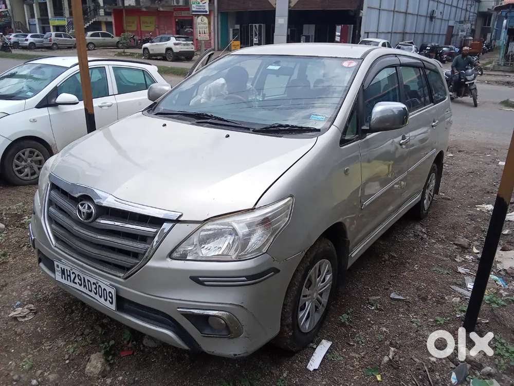 Toyota Innova 2.5 G 2013