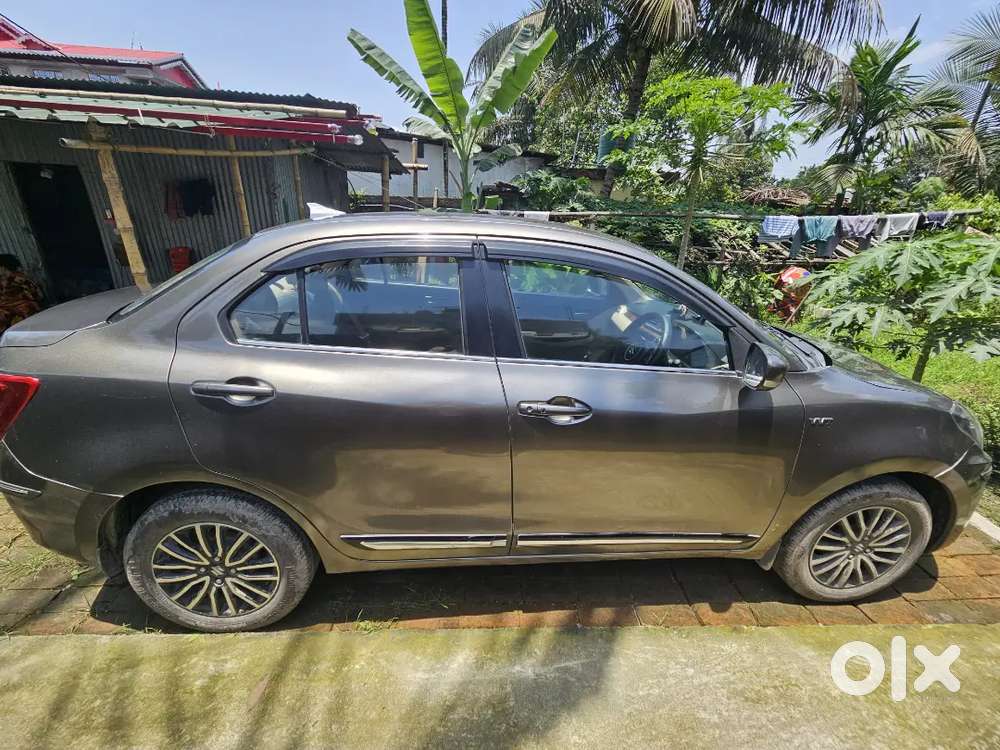 Maruti Suzuki Dzire Zxi+ Automatic 2018 Petrol Well Maintained