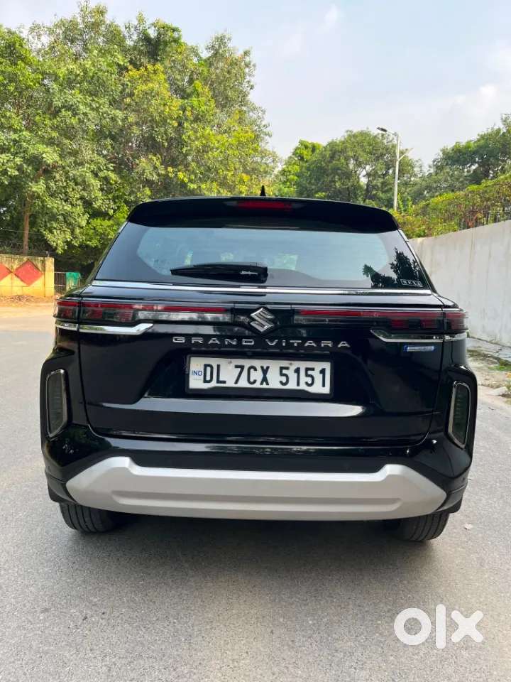 Maruti Suzuki Grand Vitara 1.5 Alpha Smart Hybrid At, 2024, Petrol