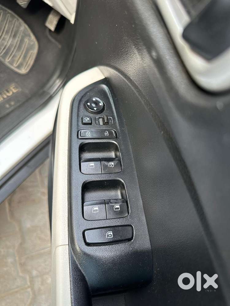 Hyundai Venue Sx, 2022, Petrol