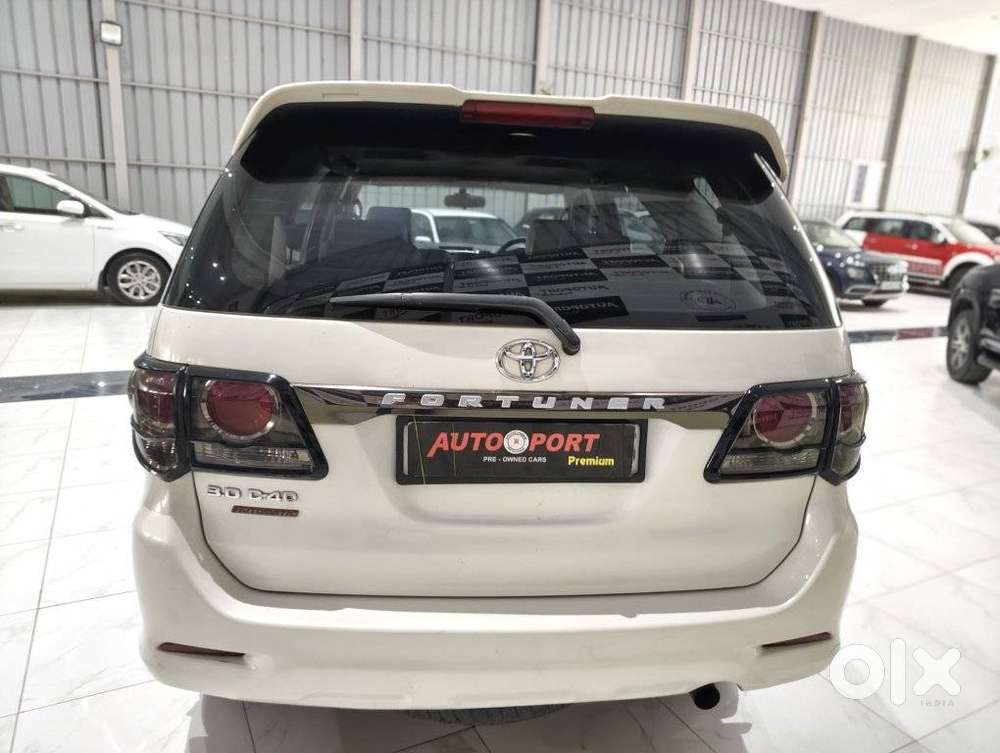 Toyota Fortuner 3.0 4x2 Automatic, 2013, Diesel