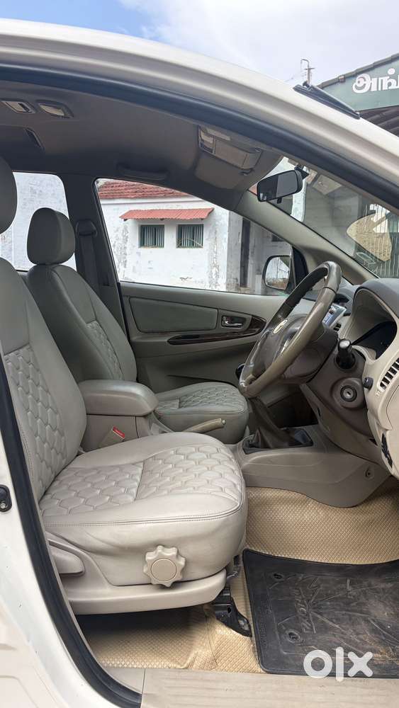 Toyota Innova 2.5 V 7 Str, 2013, Diesel