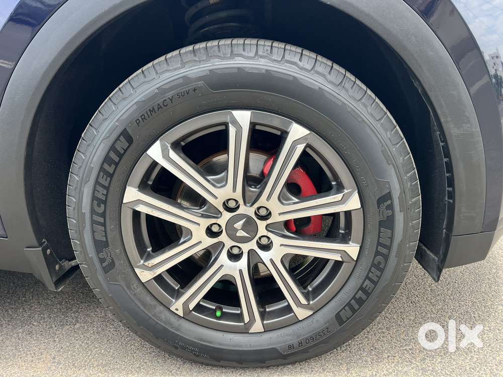 Mahindra Xuv700 2.2 Ax 7 Diesel At Str, 2022, Diesel