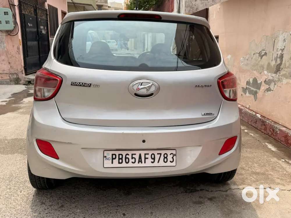 Hyundai Grand I10 2016 Diesel Well Maintained With 15inch Alloys.
