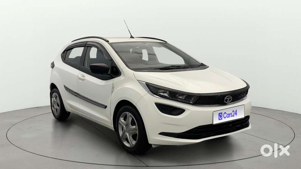 Tata Altroz 1.2 Xe, 2020, Petrol