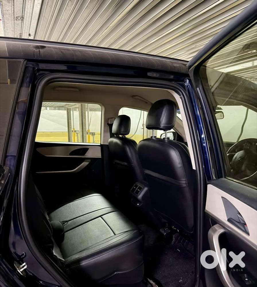 XUV700 in excellent condition