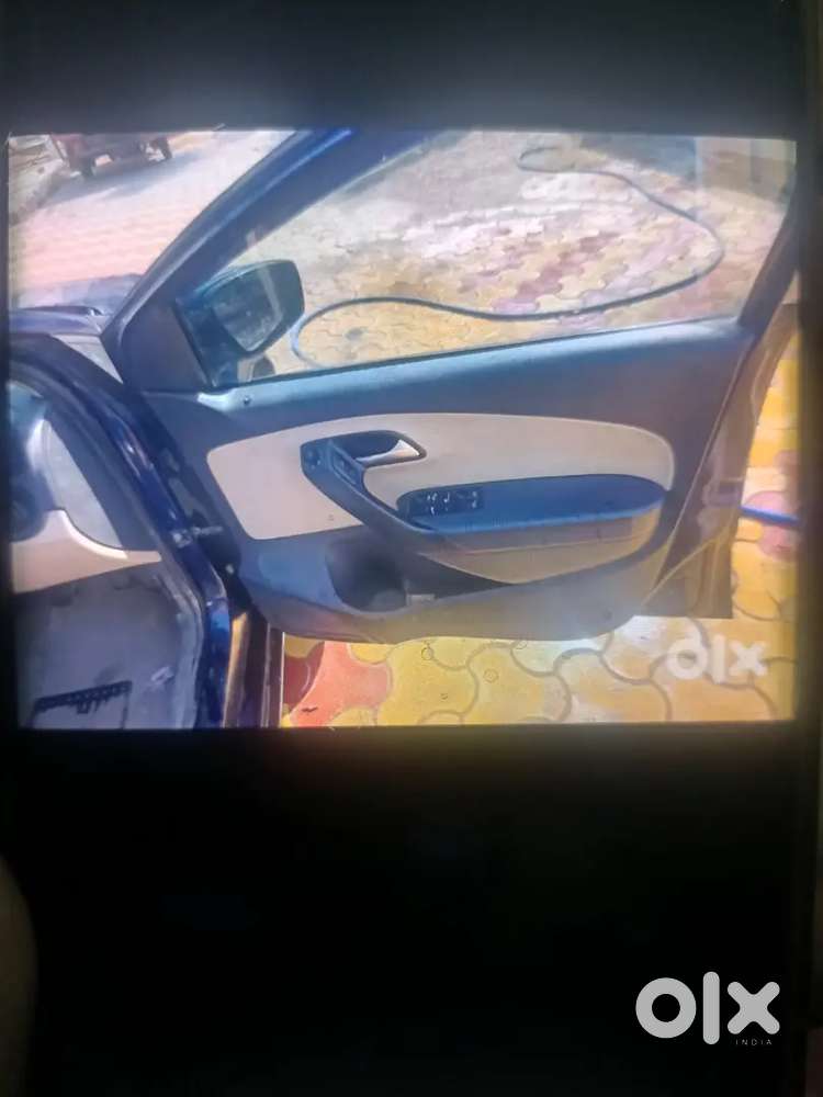 1hand  Drive And Good Looking