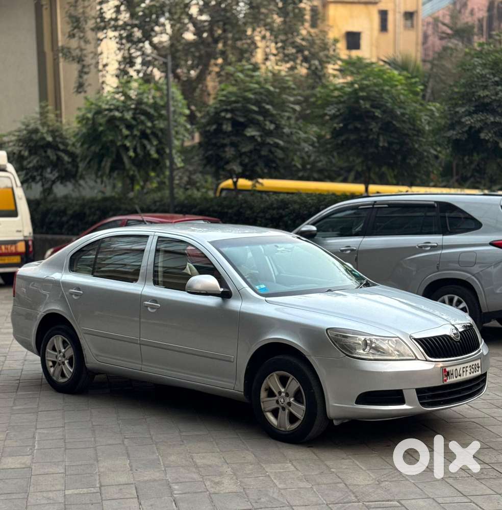 Skoda Laura 1.8 Tsi Ambiente, 2012, Petrol