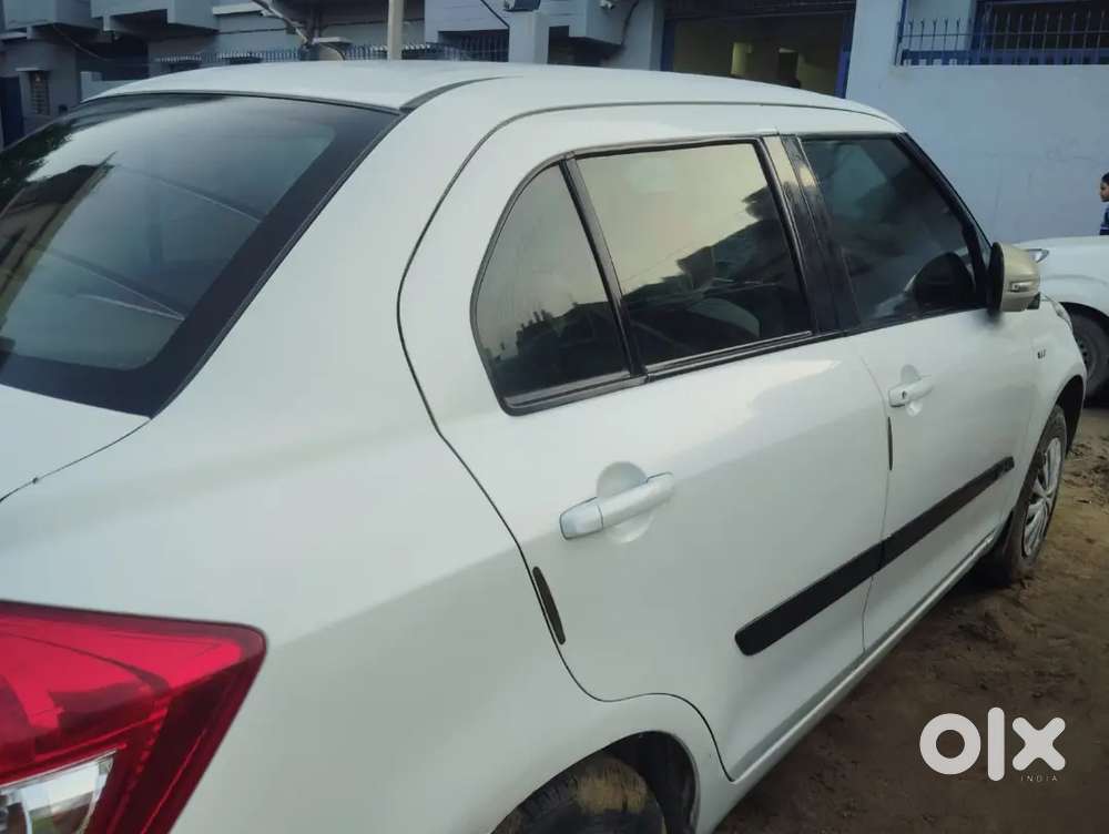 Maruti Suzuki Swift Dzire 2016
