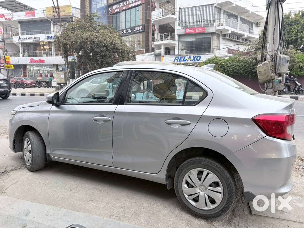 Honda Amaze 2019 Automatic 31000 Km Well Maintained