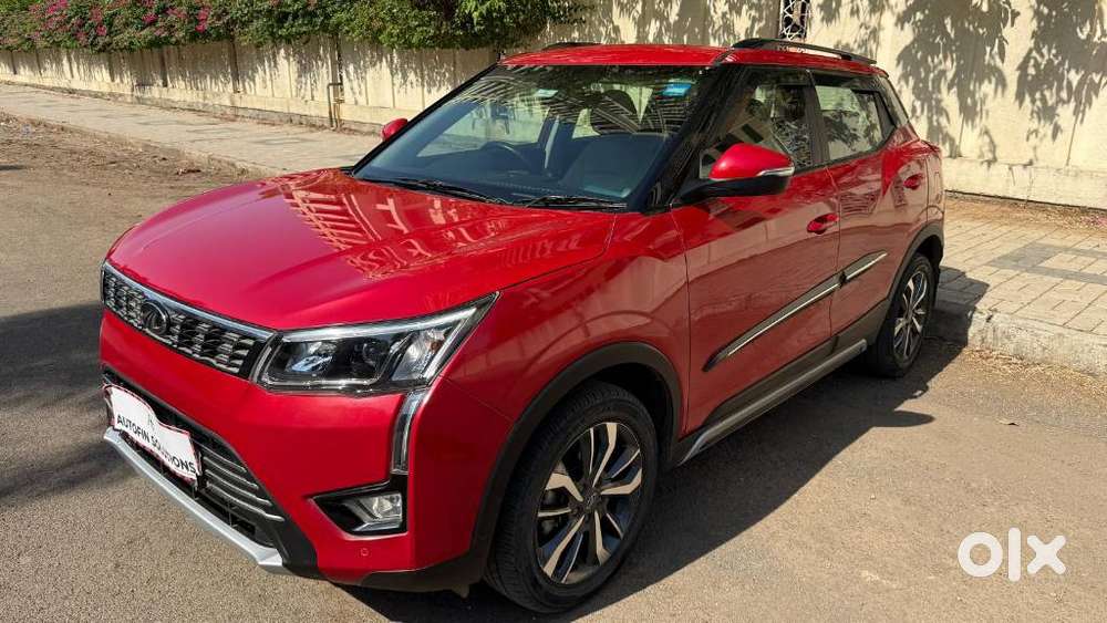 Mahindra Xuv300 W8 (o) 1.5 Diesel Amt, 2023, Diesel