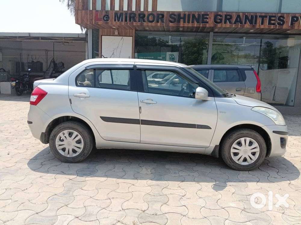 Maruti Suzuki Swift Dzire Vxi Optional, 2014, Petrol