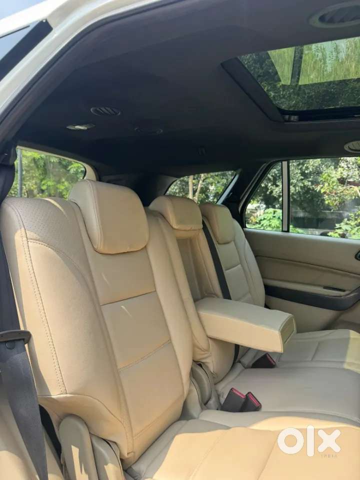 Ford Endeavour 3.2 Titanium At 4x4, 2017, Diesel