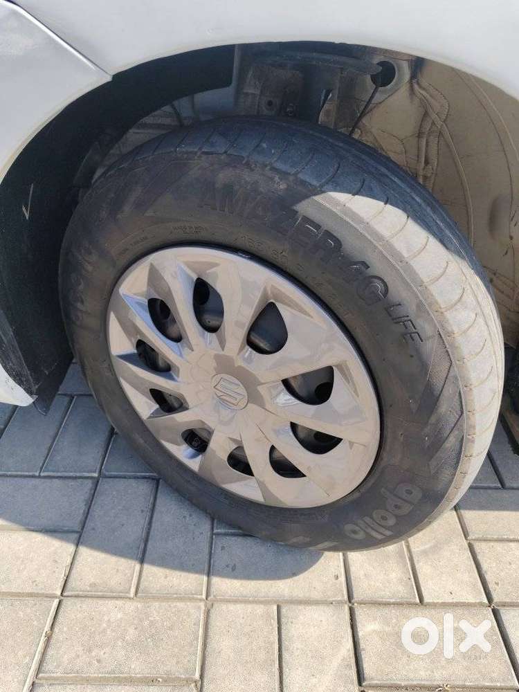 Maruti Suzuki Dzire 1.2 Vxi, 2022, Petrol