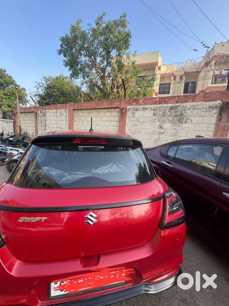 Maruti Suzuki Swift 2024 Petrol (non Negotiable)