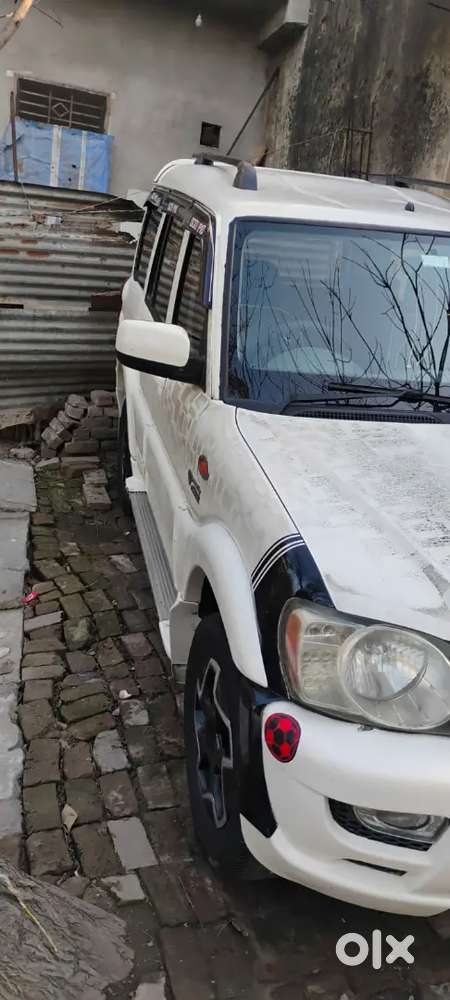 Mahindra Scorpio Classic 2013