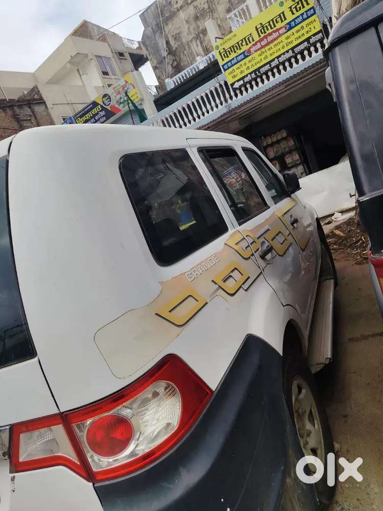 Tata Sumo Grande Lx 2011 Model