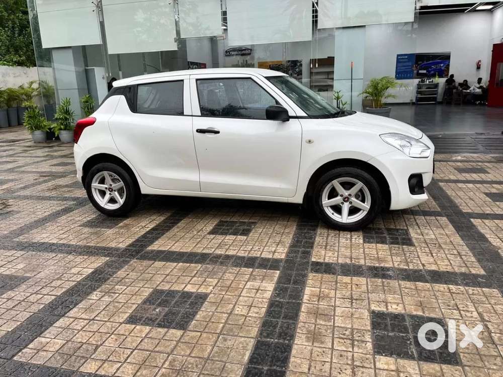 Maruti Suzuki Swift Lxi, 2021, Petrol