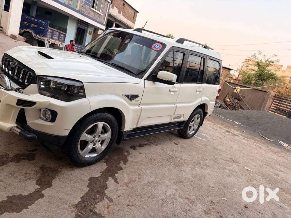 Scorpio S11