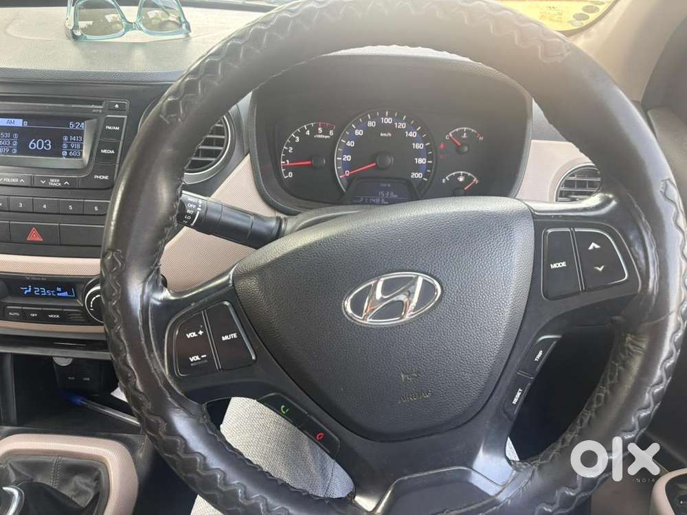 Hyundai Xcent Diesel 2014 Top Model