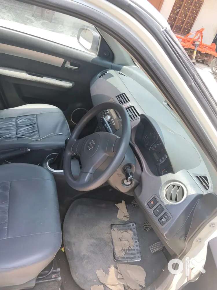 70000 Km Driven No Paint Full Guarantee Of Engine Everything Is Ok