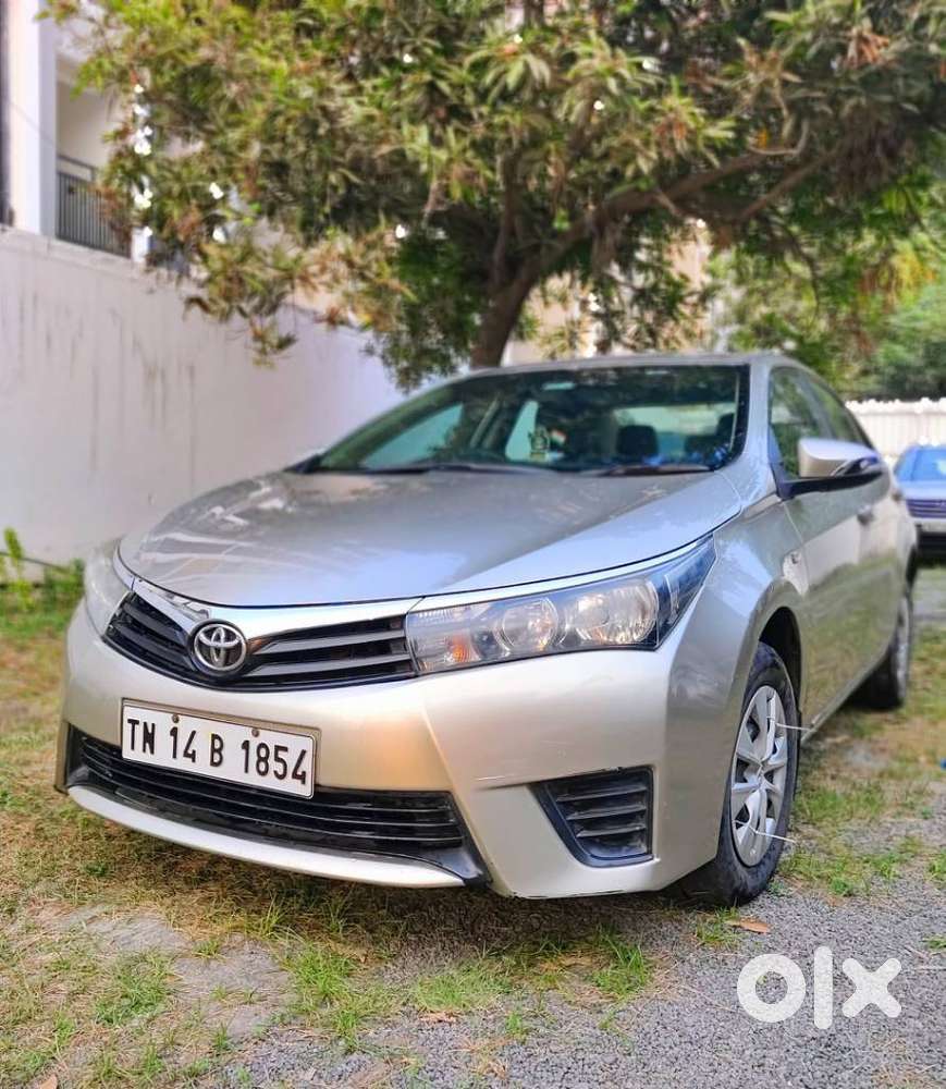 Toyota Corolla Altis J, 2015, Petrol