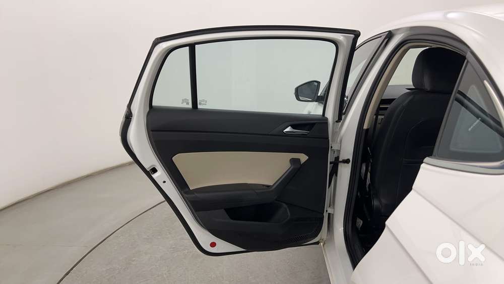 Skoda Slavia Style 1.5l Tsi Dsg, 2022, Petrol