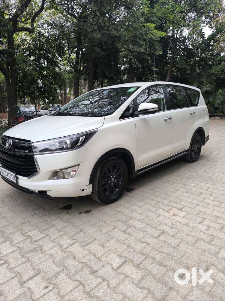 Toyota Innova Crysta 2.8 Touring Sport Diesel Mt, 2017, Diesel