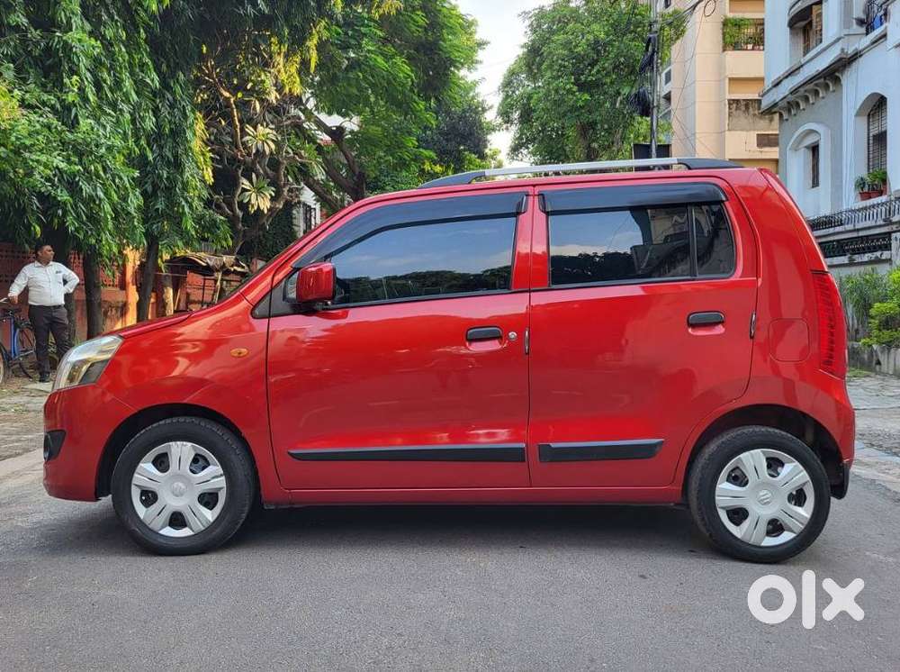 Maruti Suzuki Wagon R Vxi Plus, 2018, Petrol