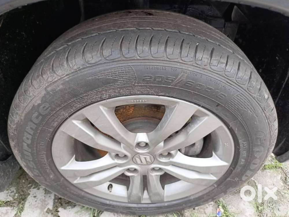 Maruti Suzuki Vitara Brezza Zdi, 2017, Diesel