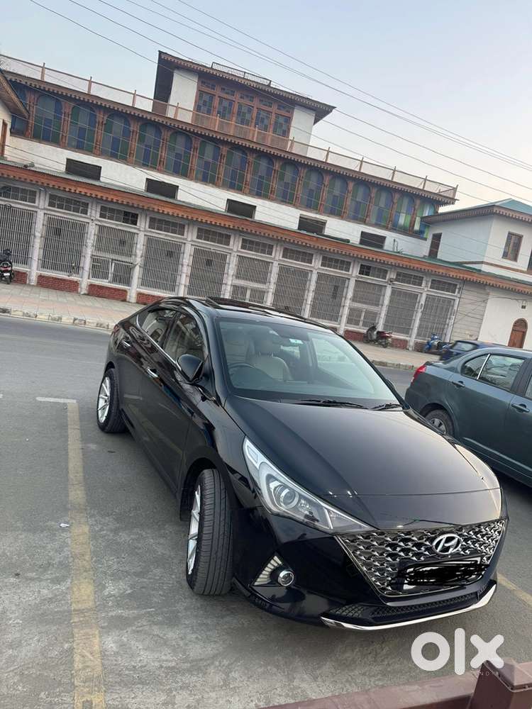 Hyundai Verna 2022 Diesel 100000 Km Driven