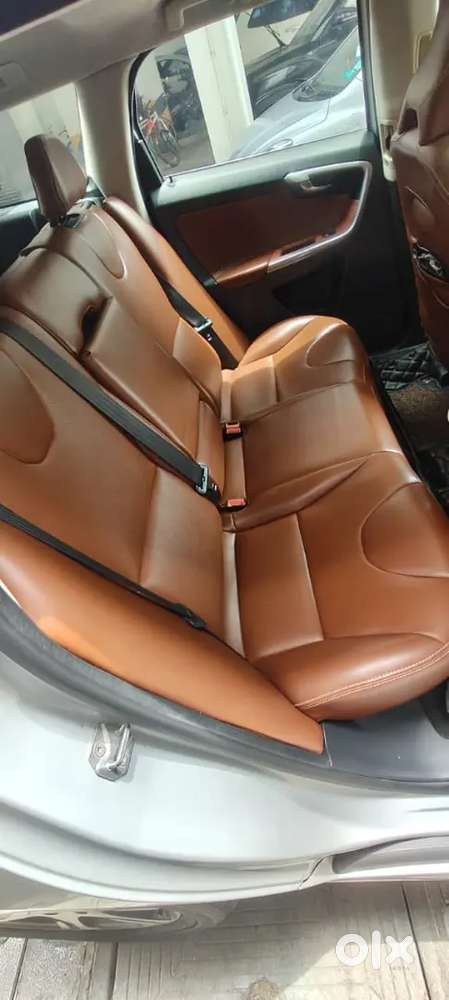 Volvo Xc60 D4 Premium Luxury Suv 2015 Diesel Automatic