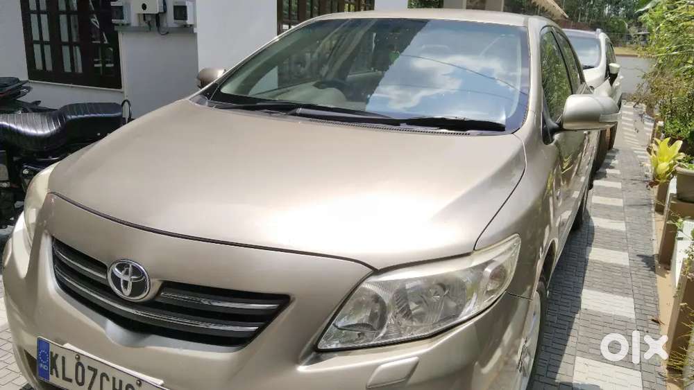 Toyota Corolla Altis 2010