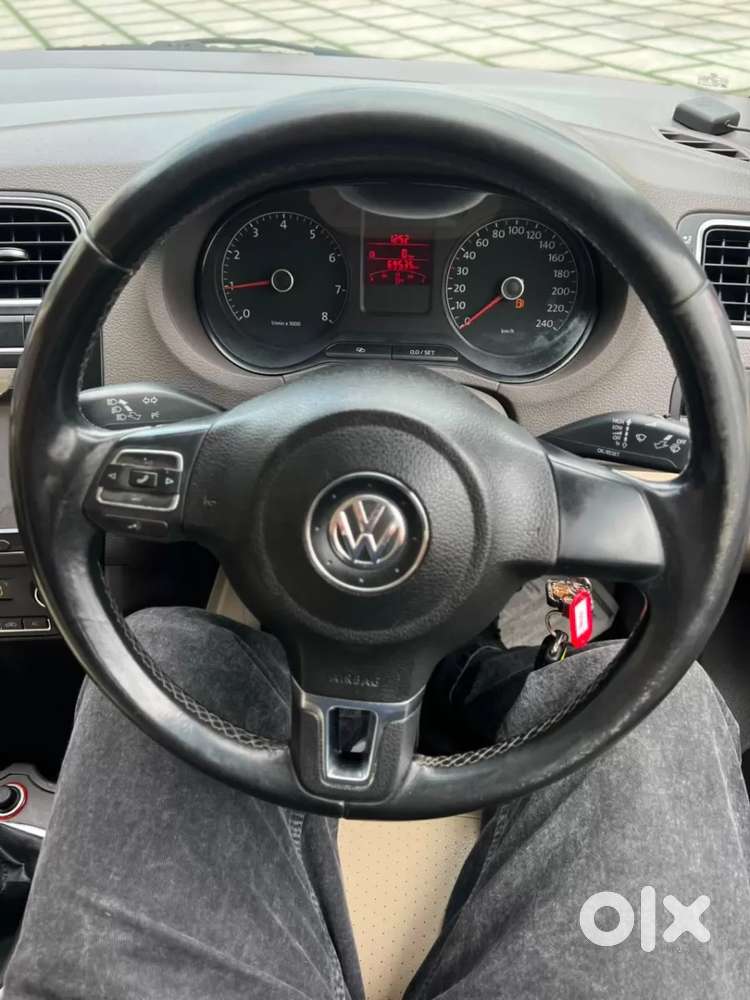 Volkswagen Vento Petrol Highline, 2013, Petrol