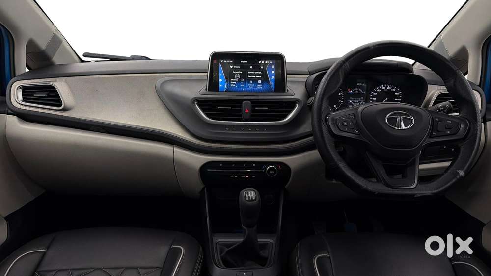 Tata Altroz 1.2 Xt, 2022, Petrol