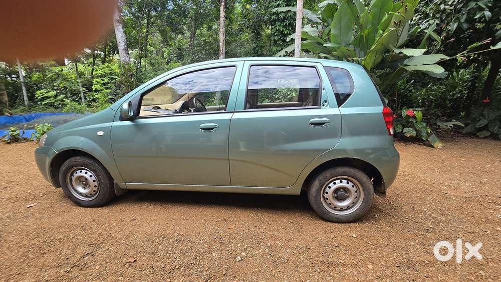 Chevrolet Aveo Petrol Manual 2010 Year